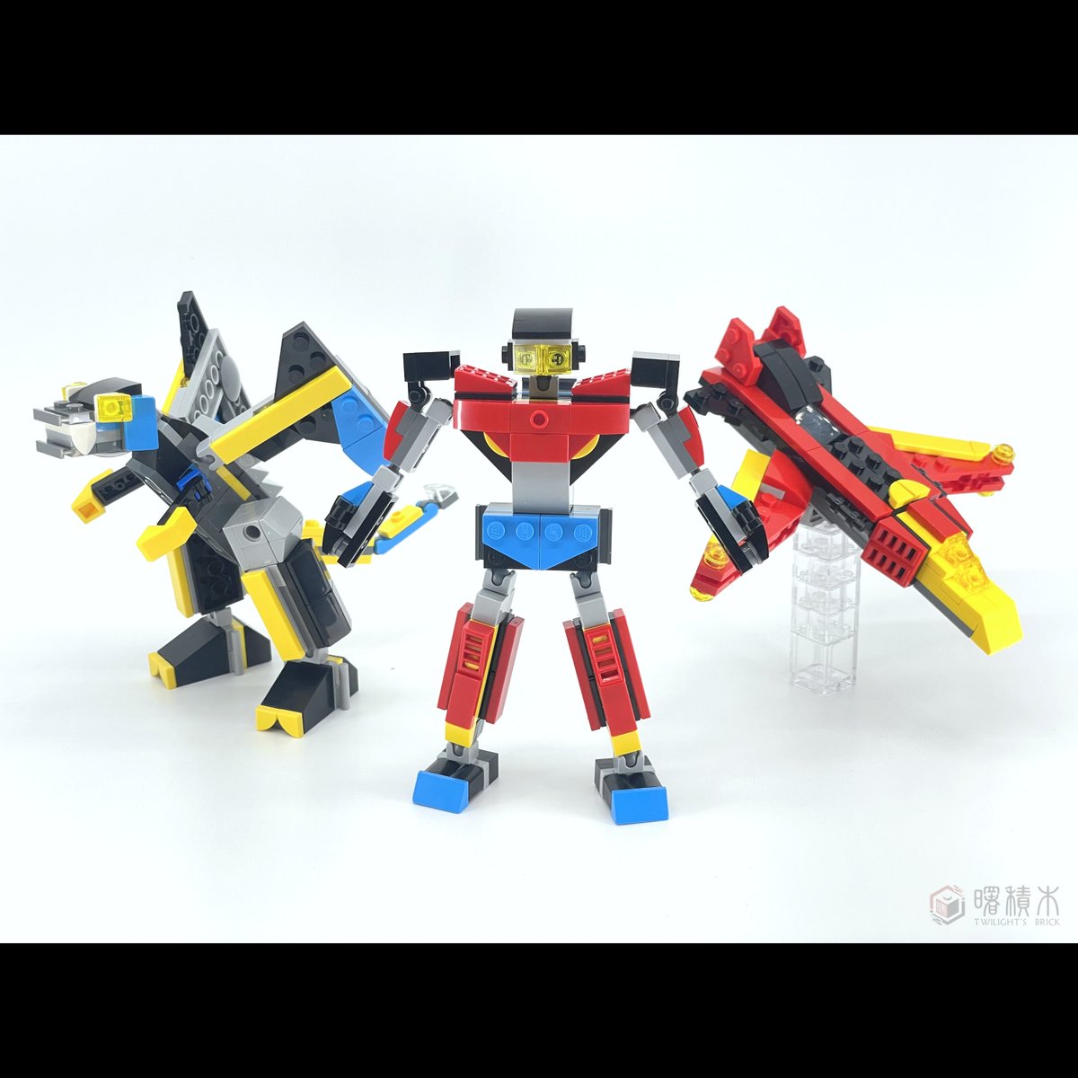 twilightsbrick's tweet photo. LEGO 31124 セットを本物の合体ロボットに改造ました。
#lego #moc #hkmoc #mecha #legomecha #レゴ #合体ロボット #ロボット https://t.co/EvTakyN5sS