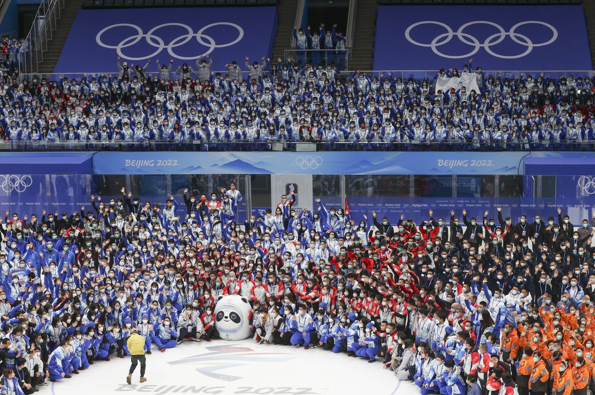 Salute to Beijing Winter Olympic all volunteers..
You all are the Best ! 
🥰😍💖💗💓💞💕❤🧡

你們都做到了，Yessssss 💪💪💪 

#Beijing2022WinterOlympics
#volunteers