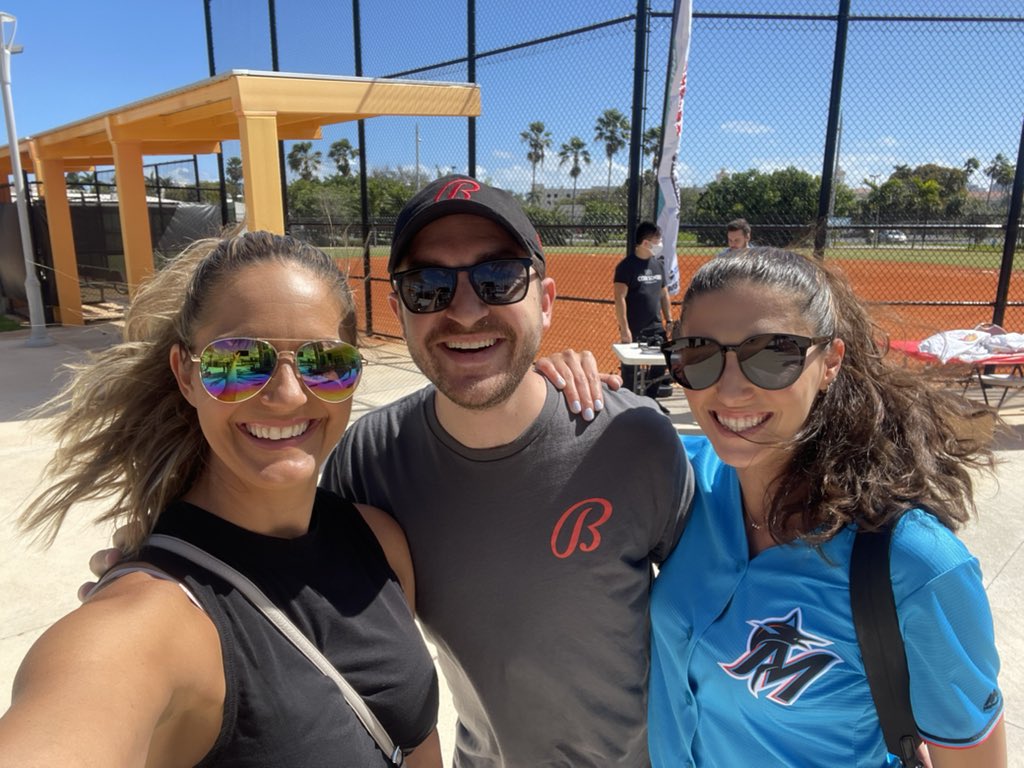 FDSN_Marlins's tweet photo. We have @JessBlaylock, @KellySaco and @jeremytache here at PAL of Hallandale Beach for their Opening Day ceremonies!

PAL of Hallandale is a recipient of the Equipment Donation Grant presented by @BallySportsFL that will provide gear to 800 youth in their baseball program ⚾️ https://t.co/kf0XhTDvXF