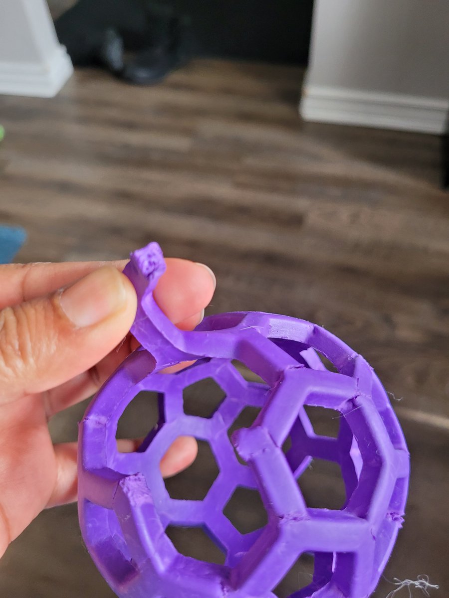 The JW Pet, Holey Roller.
If a Pomeranian can chew through this, it has no hope for larger breeds.
#dogtoyfail