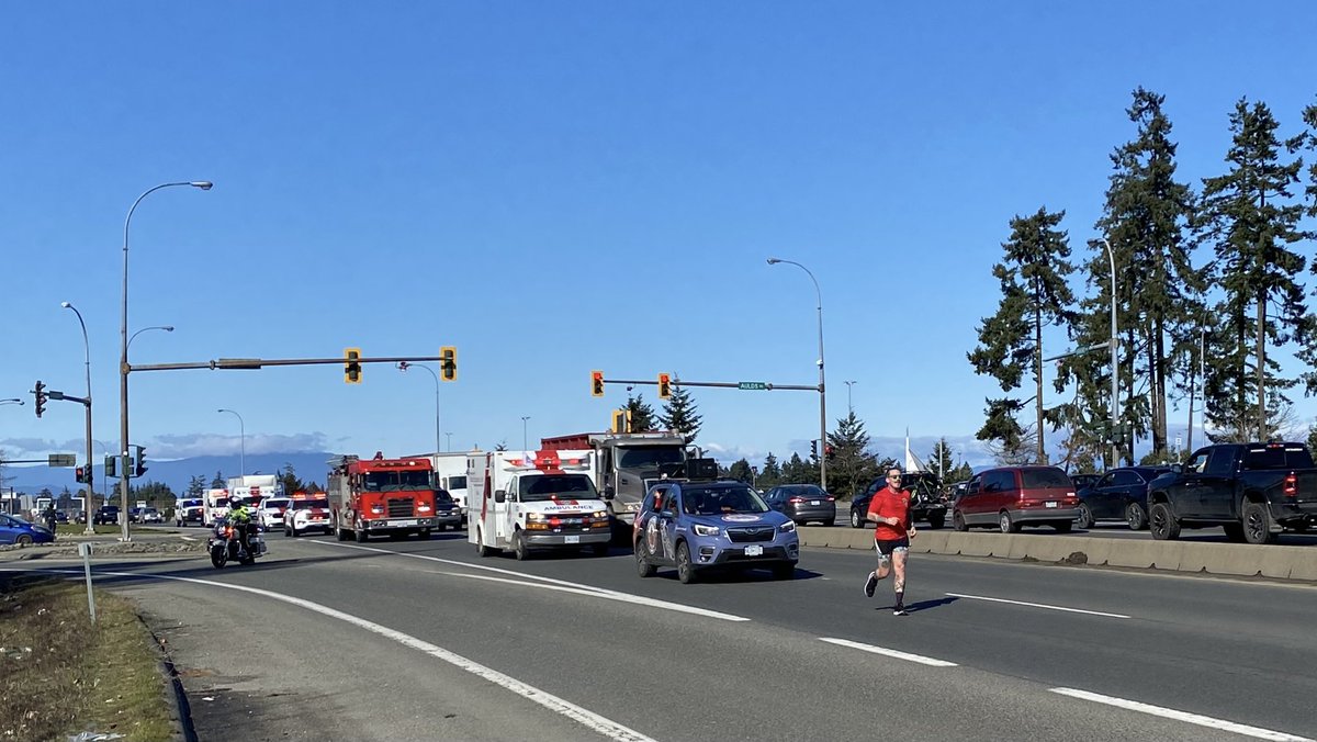 NanaimoFire's tweet photo. Yesterday, our @IAFF905 Firefighters along with @NanaimoRCMP and @BC_EHS supported the Wounded Warrior Run BC as it traveled through Nanaimo.   As always, proud to represent @cityofnanaimo. https://t.co/4mWublo0u8