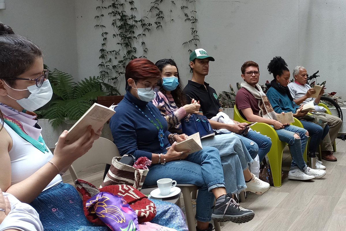 Mujeres Confiar tweet media