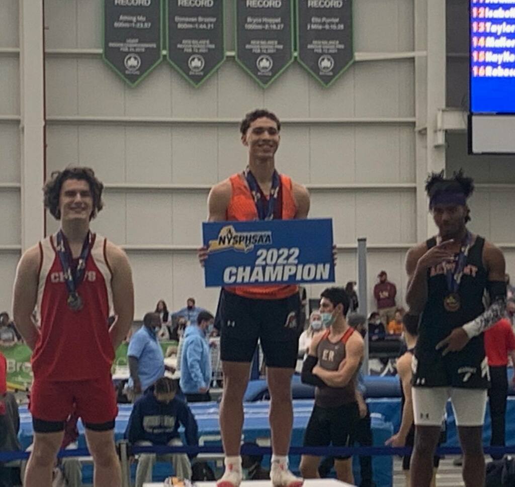 We have a NYSPHSAA champion! Congrats to Rocky El. Best in the state in the 55m hurdles!!
#GoSpartans