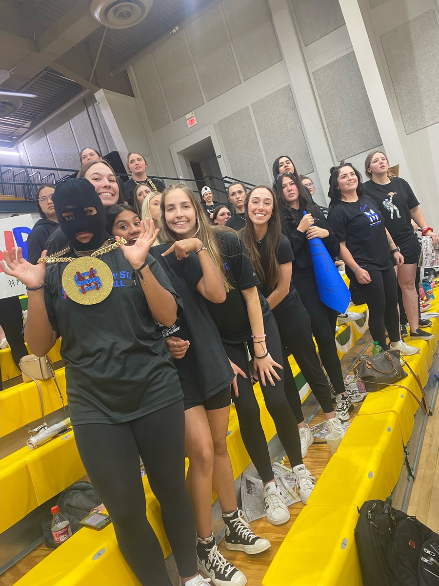MSC_Softball's tweet photo. READY TO BRING SOME NOISE TODAY FOR OUR AGGIES! @MSC_WBB #keepuptheenergy #oneteamonefamily https://t.co/KQo9iwPvod