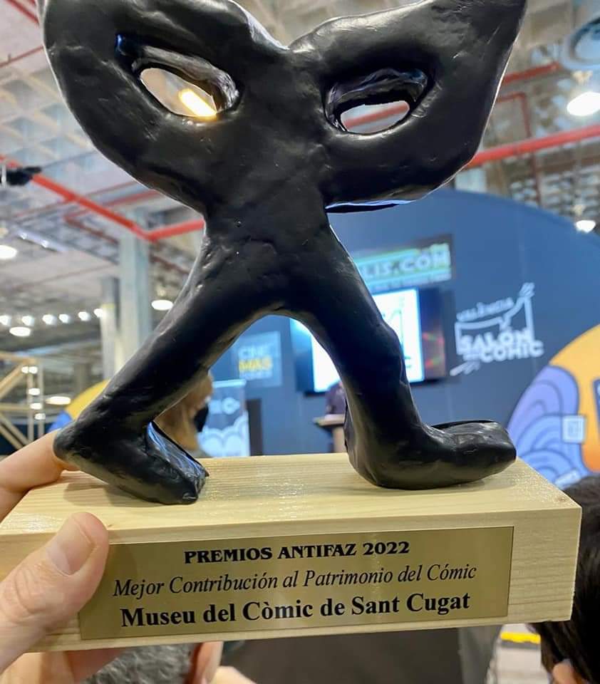 JosepCanals2's tweet photo. Moltes felicitats a tot l'equip del Museu del Còmic de Sant Cugat, per el premi rebut al saló de València.
#LaCulturaaCasa #artenxarxa #culturasct #santcugat #ComicSpain https://t.co/IdGyjt7vgl