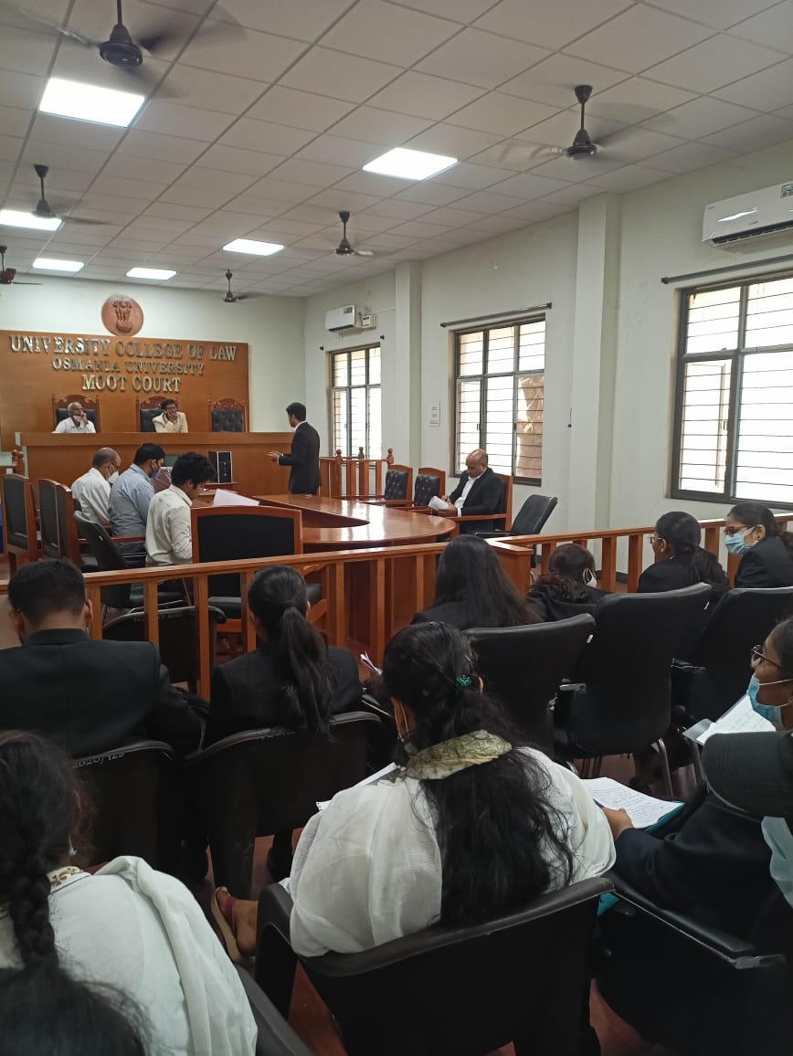 Adv_Ganesh2's tweet photo. #MOOT_COURT 
#OUCL https://t.co/KWbTwO4VW8