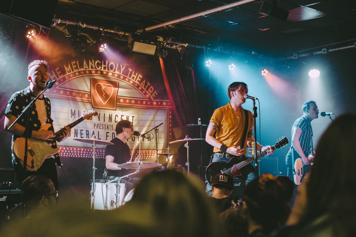 missvincentband's tweet image. Feels good to announce a show because that means we get to play a show and that’s all we really wanna do tbh.

📸: @DevPlacePhotos