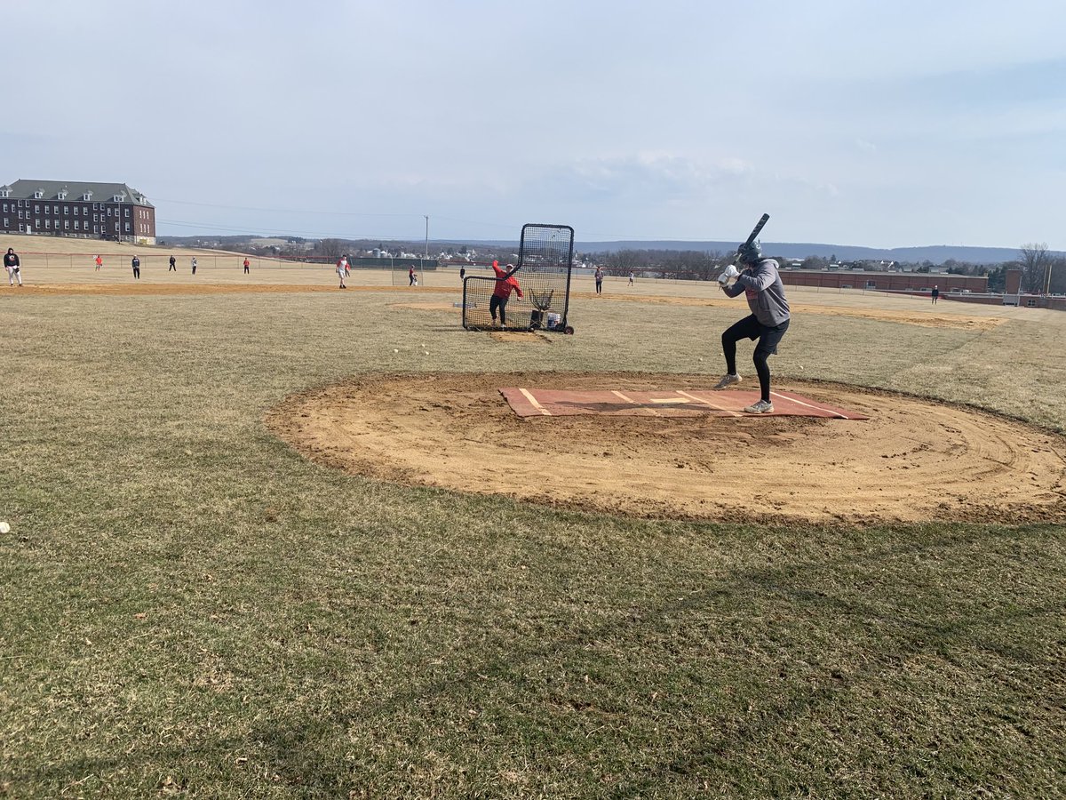 AjHoenstine's tweet photo. Beautiful afternoon at Bean Hill!  Almost time! #Coveboys #WAFTLR https://t.co/RZStVVjoiD