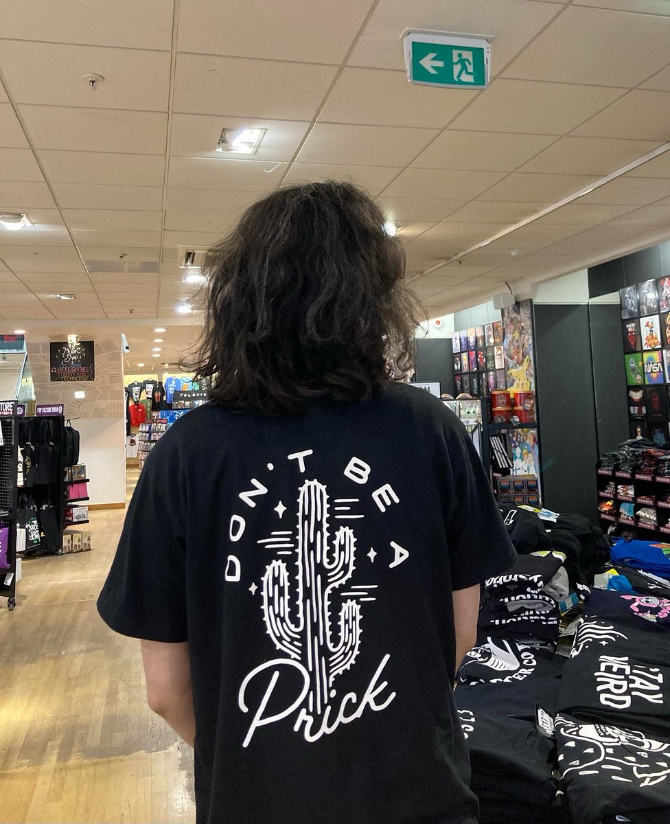 hmv oxford tweet media