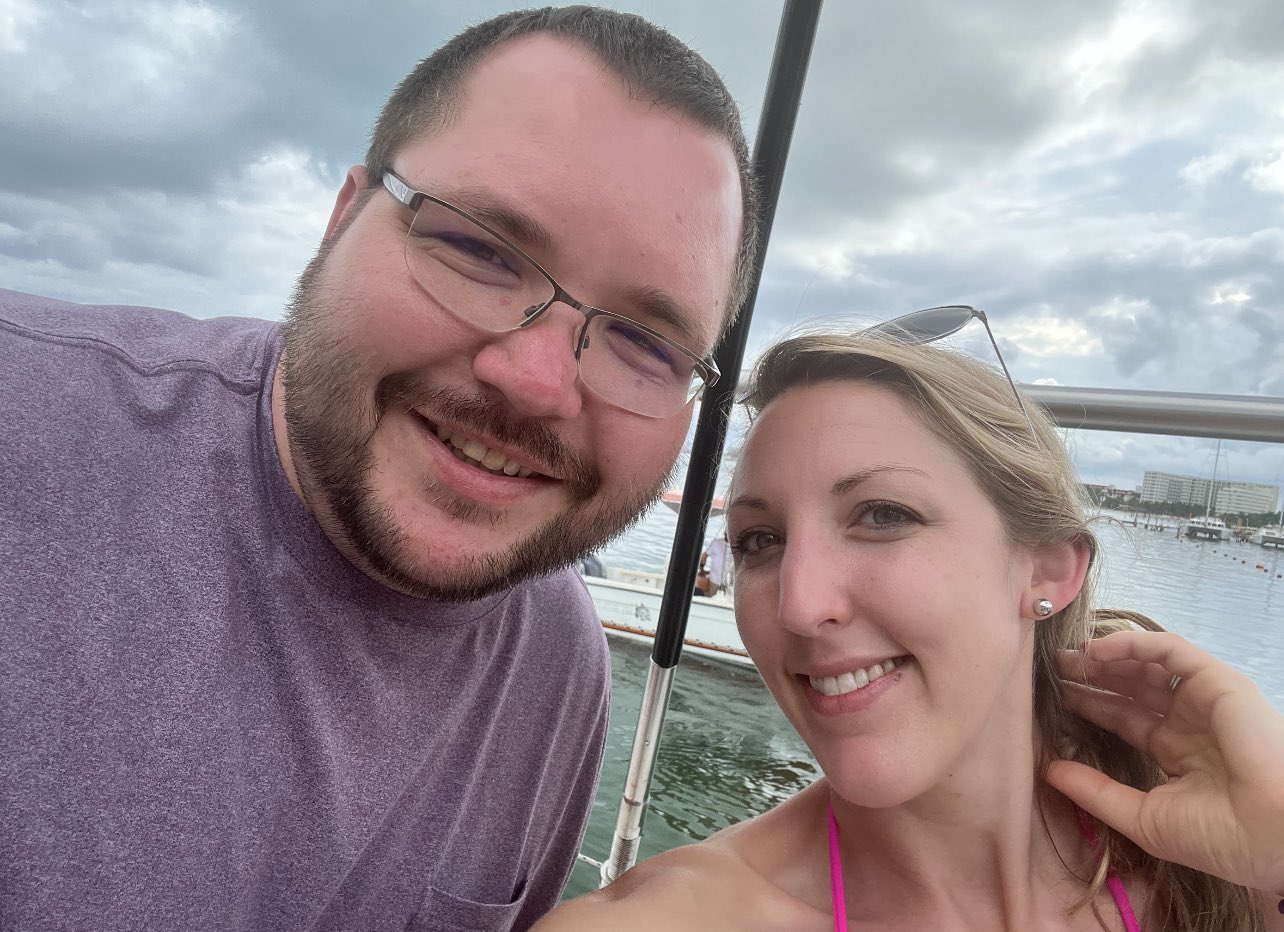 Erika Swingz on Twitter: "We both just made out with a smokin hot