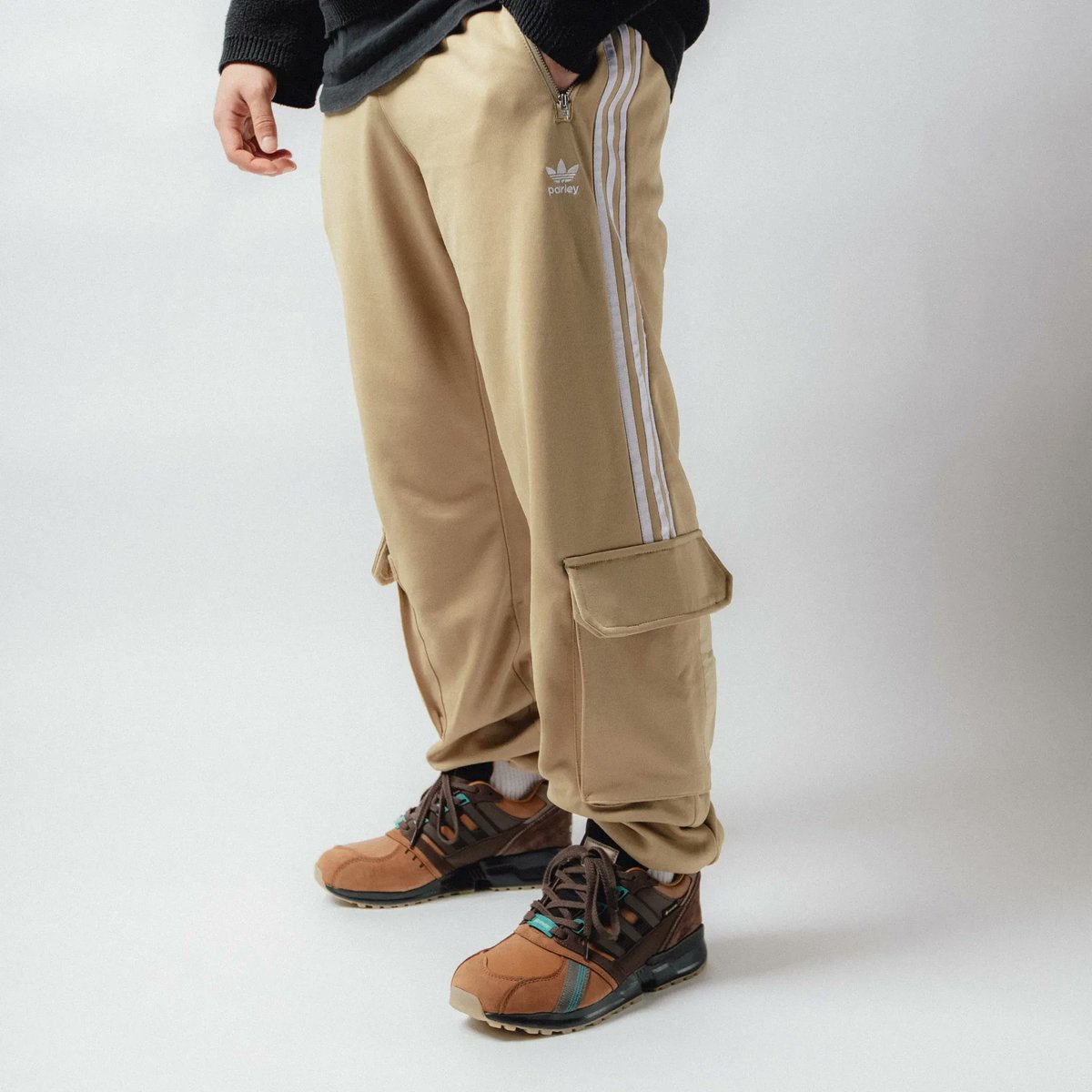 titoloshop's tweet photo. ONLINE NOW 🔥 adidas Equipment CSG 91 and 93 *Gore-Tex* 
choose yours 📲 https://t.co/vVgAqwBDc0

🏃🏿‍♂️UK 7 (40 2/3) - UK 11.5 (46 2/3)
🔎 GX3618 and GX3617

#adidas
#eqt
#adidaseqt
#eqtfamily
#goretex
#equipmentcsg91 
#equipmentcsg93 https://t.co/NAOyvvT1rN