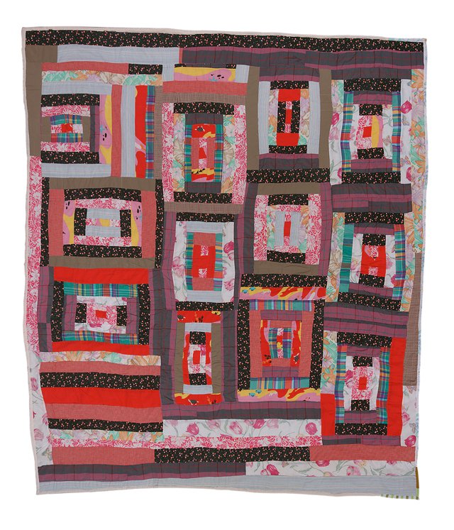 TheWrightMuseum's tweet photo. A treasure of Black folk art are quilts made in Gee's Bend, AL. Made by enslaved women with patterns passed down through generations, today's women make a living from the art. In 2019, #TheWright featured these quilts in the exhibit, "Personal to Political." #WHM #protectculture https://t.co/O0zIuBdvzi