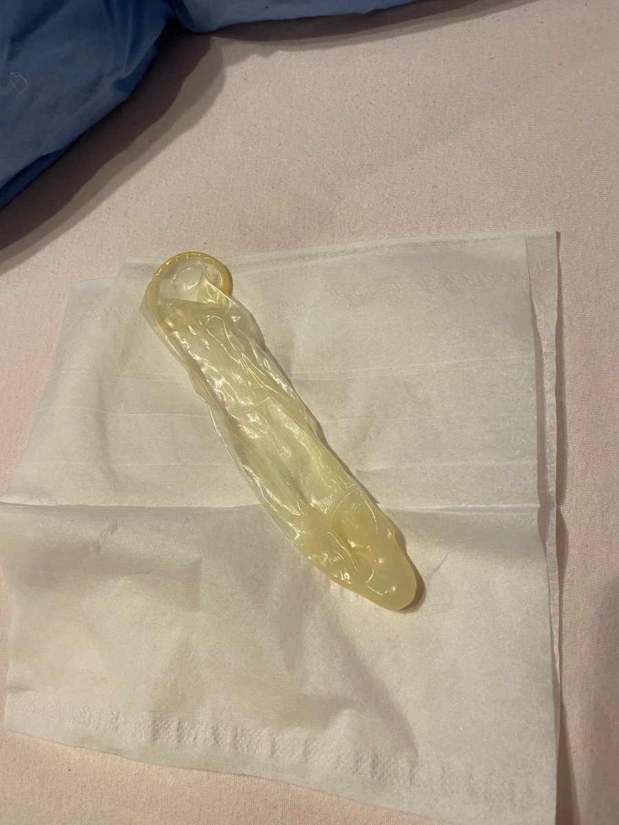 Herrinmaster201's tweet photo. Ein weiterer Gummi ist bereit für den Versand! Wohin soll er? #alphasaft #alpha @dommes_rt @find0m @findomworldweb @CuriousFindomme
ALLE MAL BRAV RETWEETEN 👏 https://t.co/WIagtPqJfY