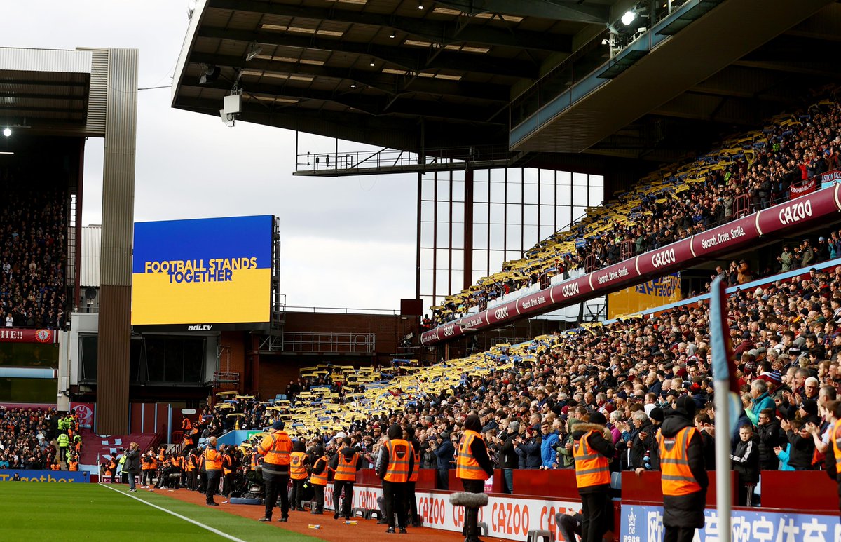 premierleague's tweet photo. #FootballStandsTogether 💙💛 https://t.co/hxfyLXJ3Ki