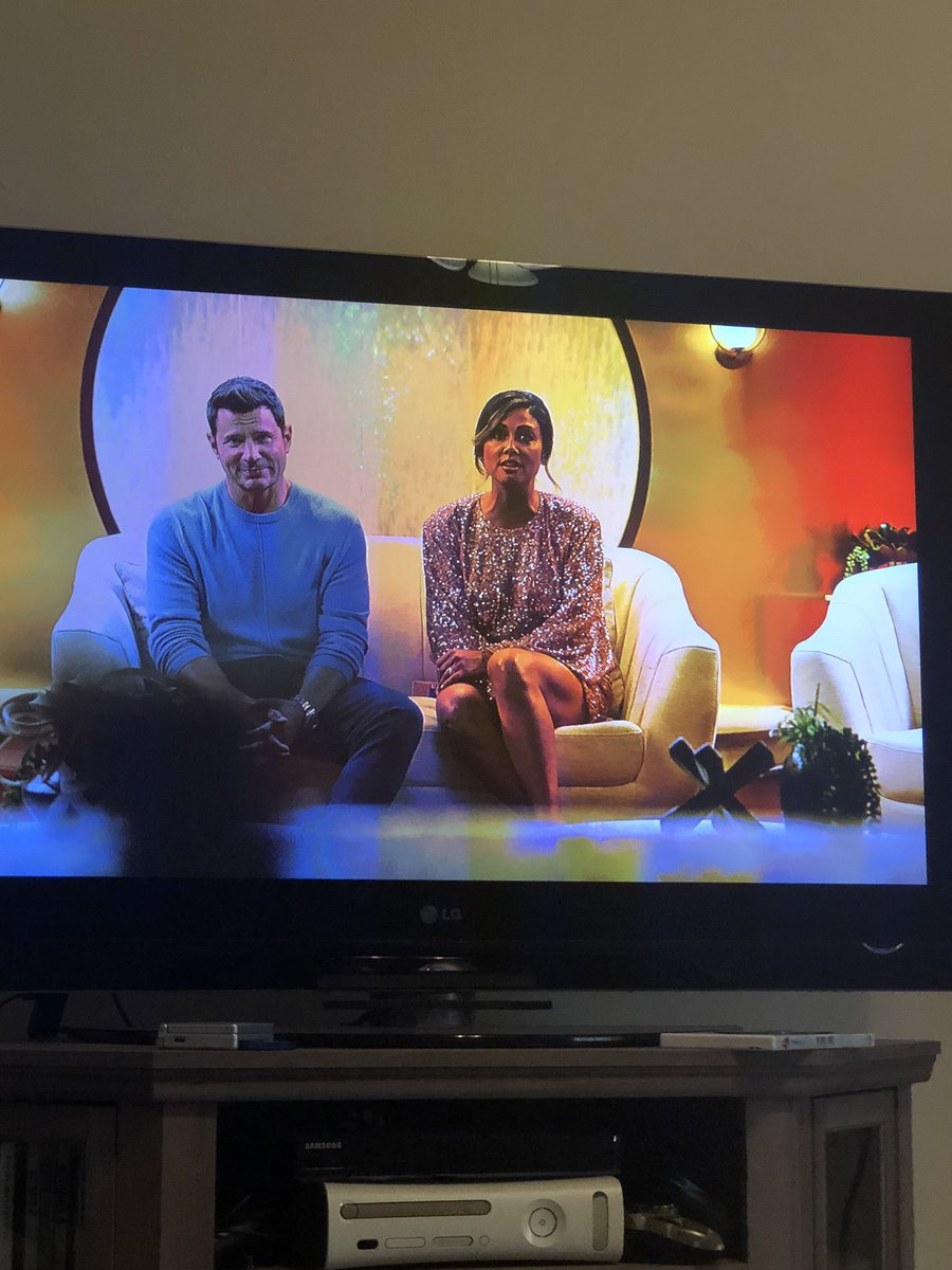 Spinelli_96's tweet photo. Also: @VanessaLachey where can I get the dress you wore because DANG!! 😍😍😍 https://t.co/VEg0F2FQ3M