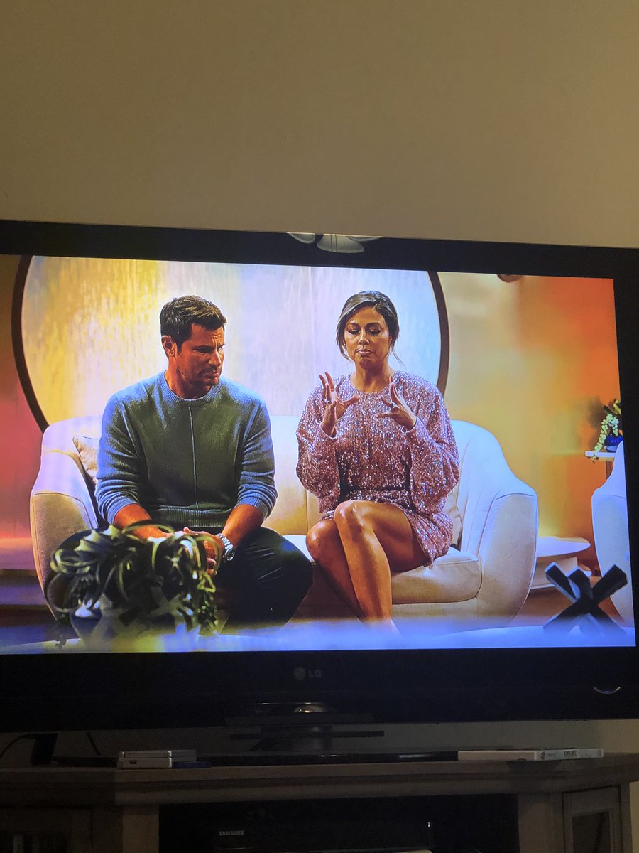 Spinelli_96's tweet photo. Also: @VanessaLachey where can I get the dress you wore because DANG!! 😍😍😍 https://t.co/VEg0F2FQ3M