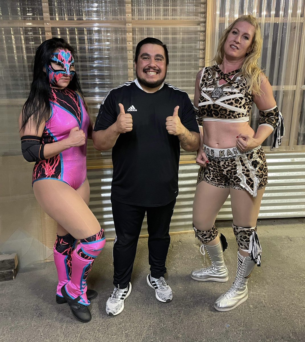 pwl_ceez's tweet photo. Reffed my 1st women’s pro wrestling match. Thank you #MissKath 🇩🇪 &amp; @sweetstorm915🍬 #prowrestling #WomensHistoryMonth #pwl #legacy https://t.co/JpSJ3BoYqW