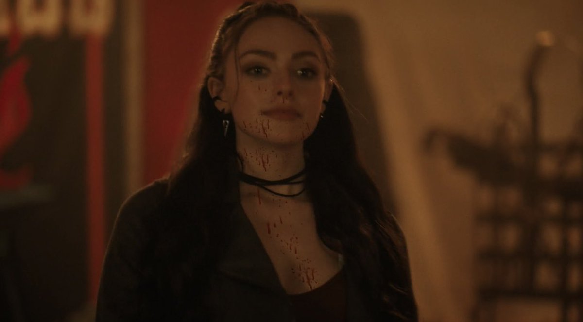 comforthosie's tweet photo. women covered in blood is my favourite gender 🤩 https://t.co/qtVP21G4NS
