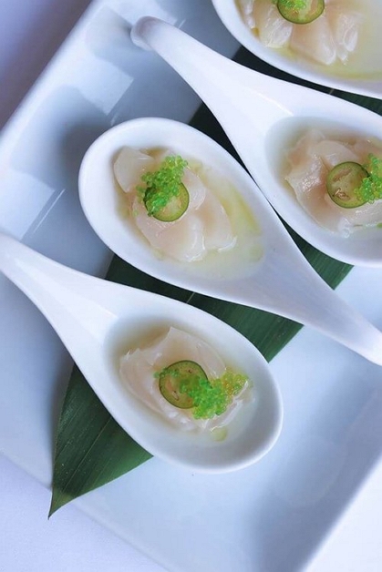 YamashiroLA's tweet photo. Perfection in every bite:Scallop & Lychee Yuzu with Wasabi Tobiko, Serrano Pepper, Micro Green, Truffle Oil, Yuzu & Lychee Vinaigrette. #DateLocation https://t.co/rjoabdhqwy