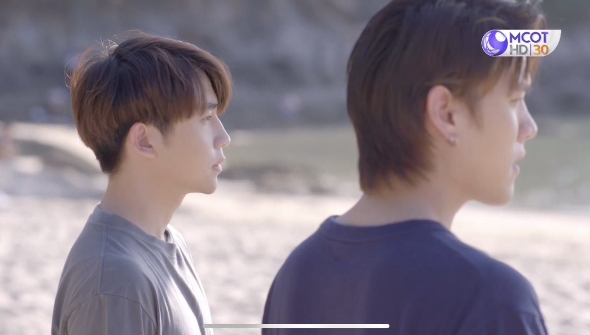 PanforP's tweet photo. แล้วฉันเลือกอะไรได้มั้ย เลือกทั้งคู่ได้รึเปล่า 😅

 #LoveAreaPart2Ep8END https://t.co/BNLroPhZmG