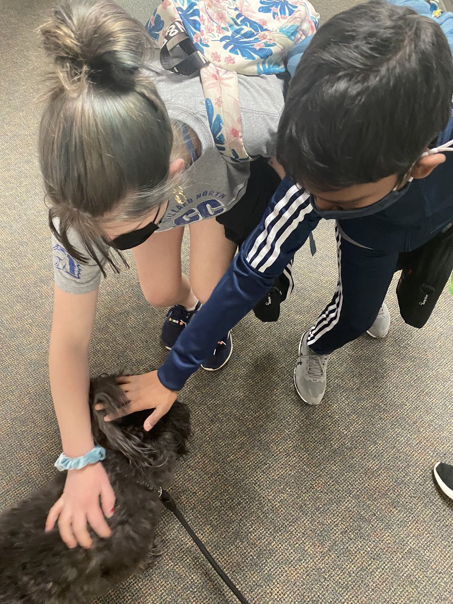 Remi_Ingwerson's tweet photo. I have the best friends at NMS! I was very tied by the end of the week but it was a great week to be a Mustang! ❤️ 🐴 #nmsstangs https://t.co/f7WOGb3ZVx