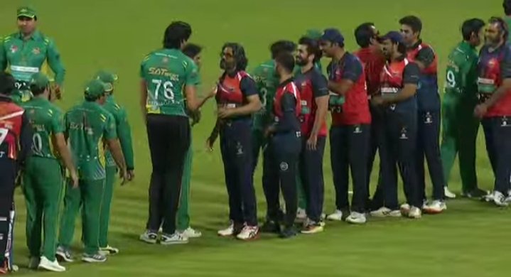 GhufranArmani7's tweet photo. Pakistan legends ne Bollywood kings ko haraya...
#Cricket #frendshipCup #indvspak https://t.co/a0nZLOuX1R