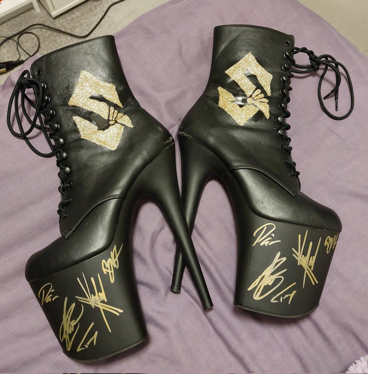 Thank you <a href="/sabaton/">Sabaton</a> for making my heels even more special. Next time I'll bring some even bigger heels in camouflage! 

Also shout out to <a href="/hmvVault/">hmv Vault</a> and <a href="/nuclearblast/">...</a> for hosting such a great event yesterday! 

Now to turn these into ornaments and buy some new ones to dance in! 🖤