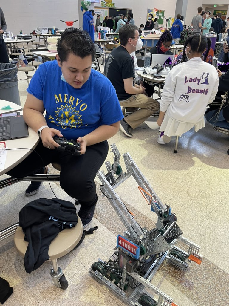 HighMervo's tweet photo. Mustang robotics showing out at states! What an exciting day! #nextstopworlds #mustangsmakingmoves https://t.co/KOmYFwhBmH