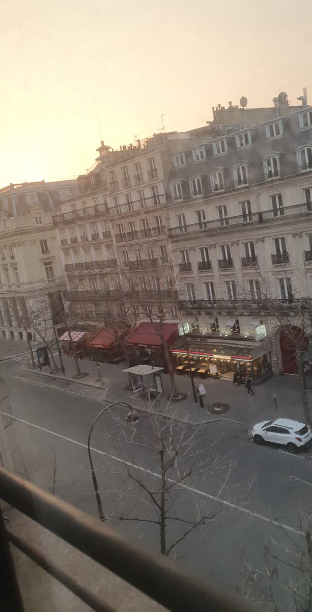 Still another day to spend but still decent time out i guess 🇫🇷❤