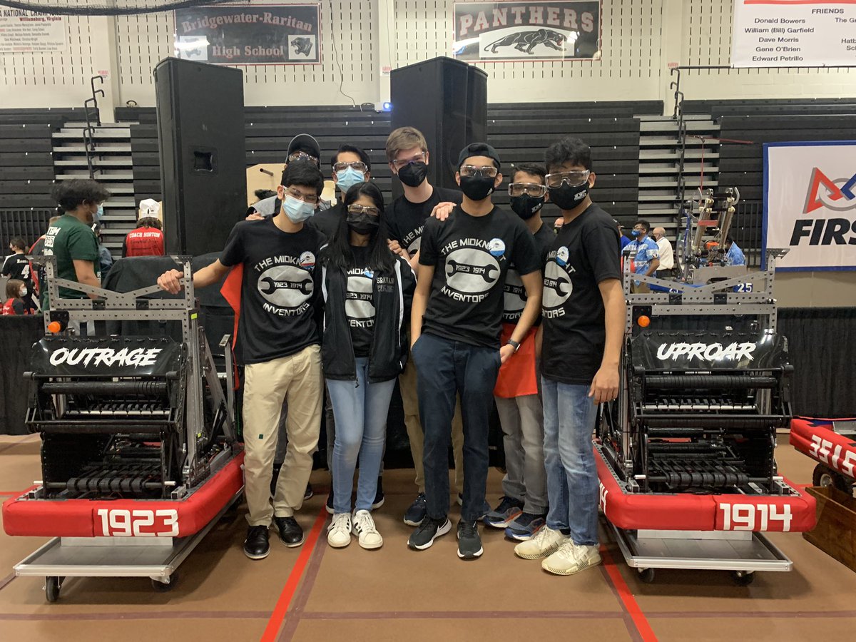 MidKnight Inventors (@frc1923) on Twitter photo We donāt play together til tomorrow but we can still buddy up in the queue line! <a href="/FIRSTMidAtl/">FIRST Mid-Atlantic</a> #omgrobots We donāt play together til tomorrow but we can still buddy up in the queue line! <a href="/FIRSTMidAtl/">FIRST Mid-Atlantic</a> #omgrobots