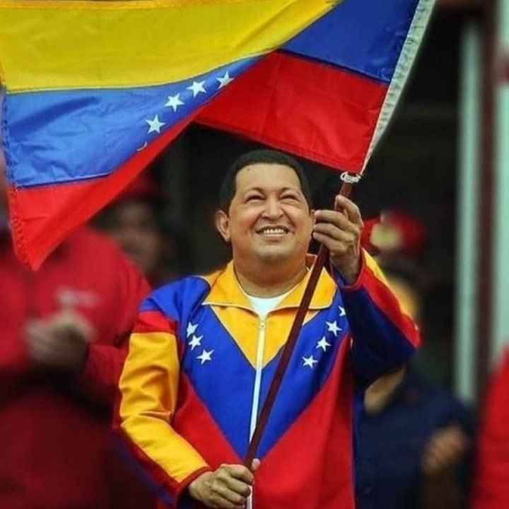 9 Años De Tu Siembra Mi Comandante,Te Sentimos más Vivo Que Nunca Eterno Gigante 🚩✌️
Aquel 05/03/2013 
Leales A Tu Legado!!🚩✌️