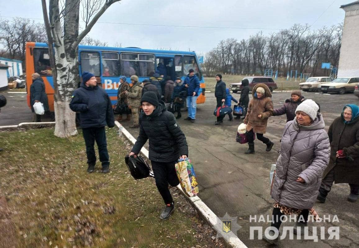 Карта украины. Харьков сегодня. Донецк и луганск это украина или россия. Новая карта украины. Разрушенные здания украины война.