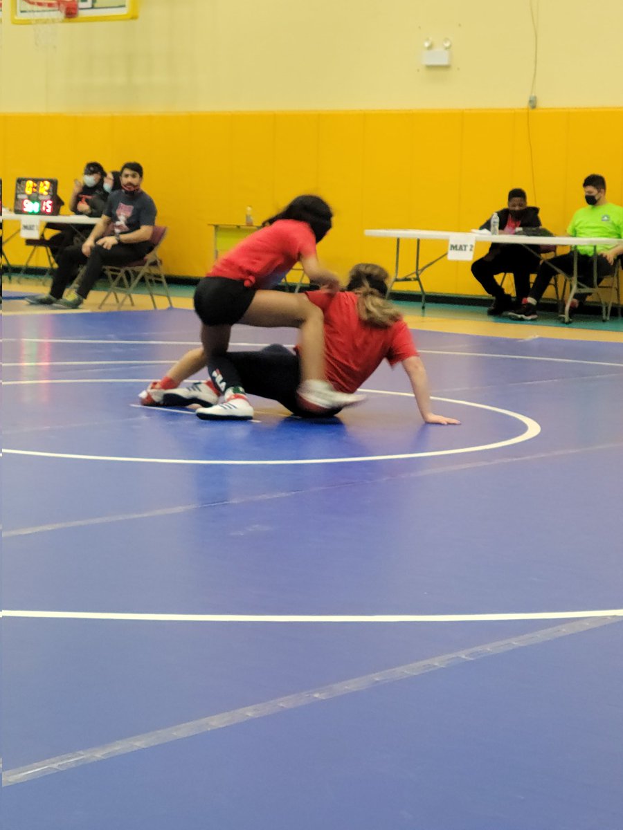 VonnB111's tweet photo. Girls Wrestle too in Score Program https://t.co/aZskaRIo2x