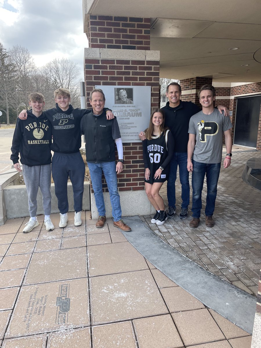 dsw34's tweet photo. #boilerup #walbaum https://t.co/5FPJ20Tpbo