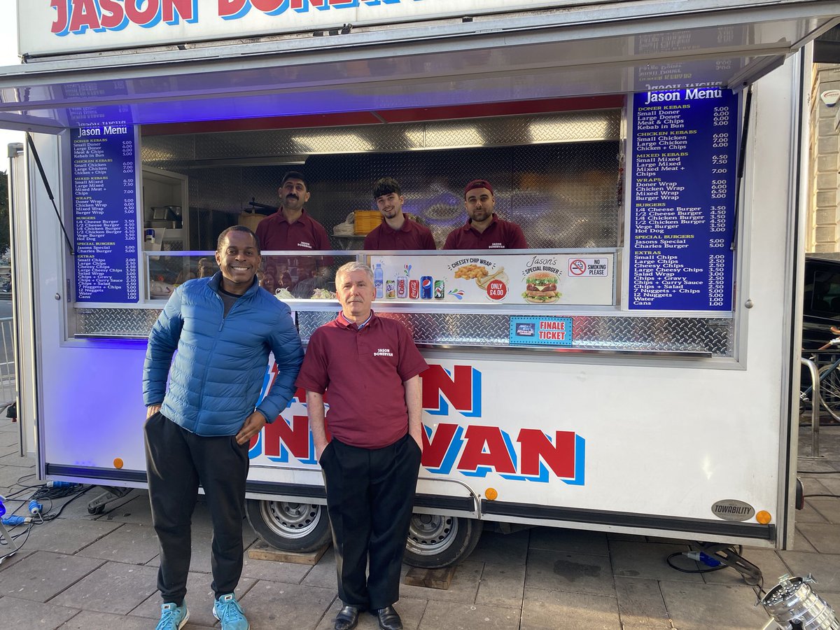 Stay tuned we’ll be live at 19:40 on your screens😁