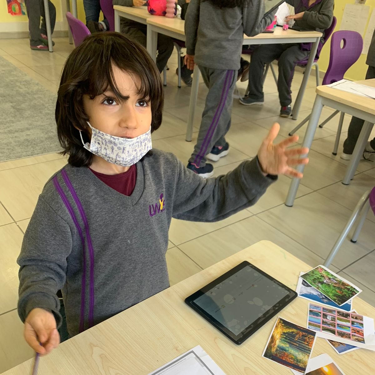 elsayed_aishas's tweet photo. Make them curious and excited! #provocations #inquirylearning #interesting Our World of Wonders! @LWISIstanbul https://t.co/VDkHnSGTOZ