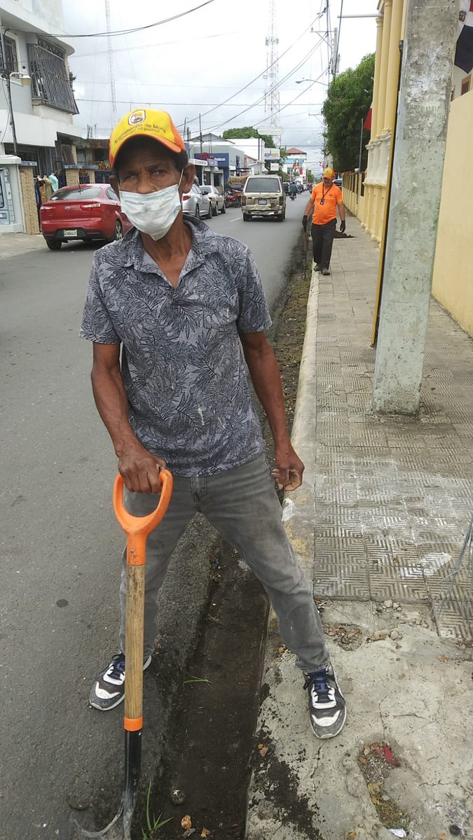En la <a href="/AlcaldiaMocaRD/">Alcaldía de Moca</a> hay coordinación para cumplir con los objetivos y metas municipales. Ejecutivos y servidores municipales como Damasco Pérez, <a href="/KelvinMenaRD/">KelvinMenaRD</a>, Alberto García y el regidor <a href="/BillyAlmanzar/">Billy Almanzar</a> unificaron esfuerzos para buen gobierno municipal.

#pasionporunpueblo