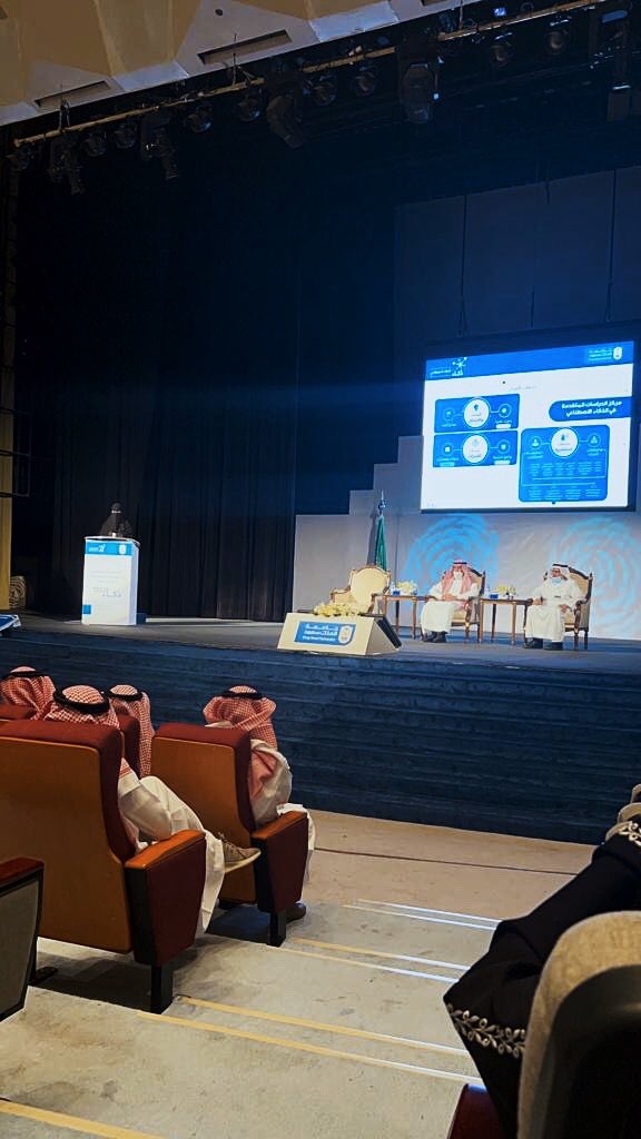 saudidevorg's tweet photo. سُعدنا بالمشاركة مع مبادرة #ذكاء_تك المقدمة من مركز @THAKAA_SA بجامعة #KSU  

كانت أيام مليئة بالمحتوى القيّم والثرّي والحوارات الشيّقة بين المستشارين والمهتمين ✨
ممتنين لكلًا من الحضور والمستشارين والخبراء 🤝
 
نلقاكم في فعاليات قادمة بإذن الله 🧡 https://t.co/pA4lVj3oan
