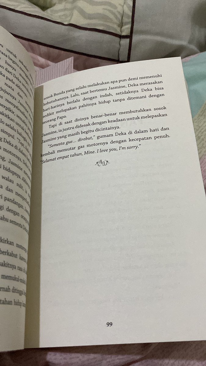 chocofloattu's tweet photo. Sakittt banget di posisi deka 😭😭😭😭😭😭😭😭😭sumpah baca au/novel yang ada unsur cinta segitiga terus semua nya peran nya baik udah siap siap sakit hati 😭😭DEKAA I LOVE YOU 😔💓sama aku aja yuk , soal nya azzam udah punya jasmine😔 https://t.co/nfkKYfnQjj