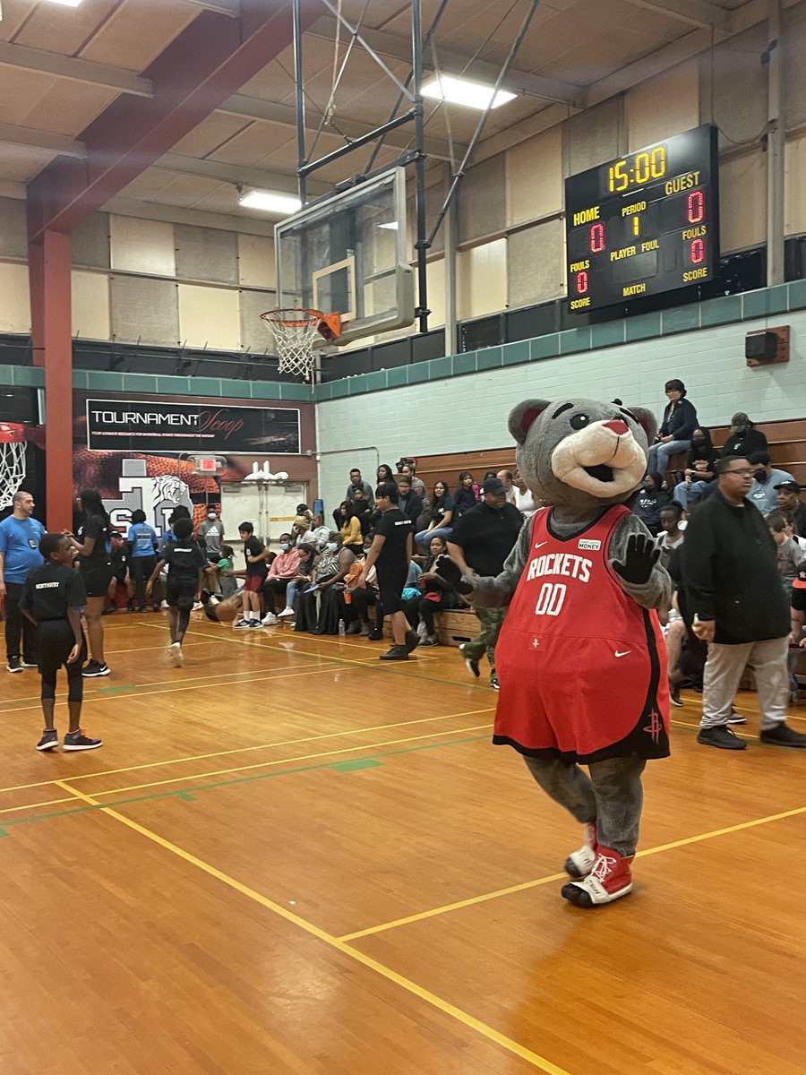 OnTheGoGirl tweet media