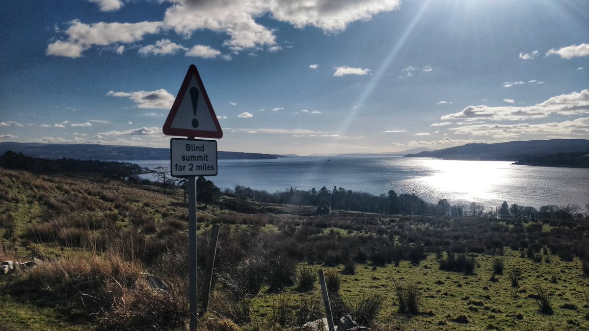 Proudfoot's tweet photo. Two sunny days in a row! 🌞 Enjoyed exploring a new local-ish walk today, along Barbour Road on the #Rosneath peninsula above #LochLong 💚 #365DaysWild #getoutside #signsofspring https://t.co/rs8v3EnhMQ
