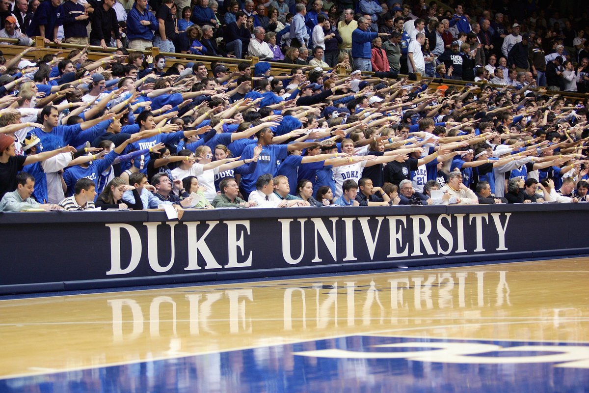 BleacherReport's tweet photo. Ticket prices for Duke vs. UNC are going for up to $79,988 for Coach K's last home game.

WOW 😳 

(via @StubHub) https://t.co/jdyQo5NADy