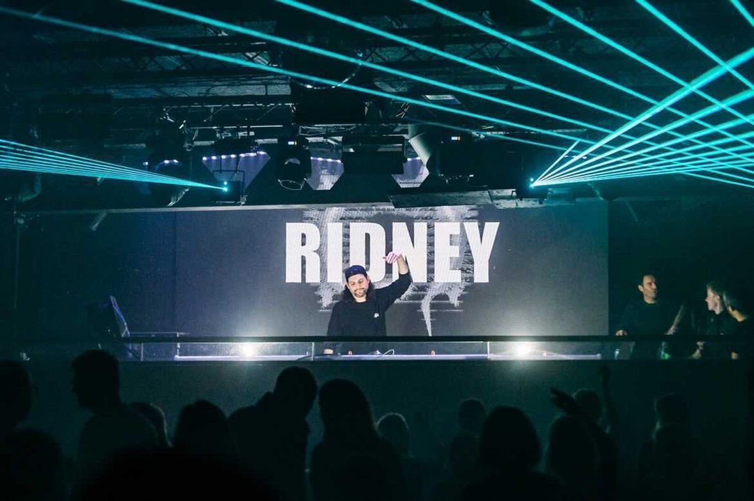 Huge honour to be back at <a href="/ministryofsound/">Ministry of Sound</a> playing in the main room &amp; offering DJ advice to the next generation of producers / DJs. Thank you <a href="/PhoebedAbo/">Phoebe d'Abo</a> for the invite ❤️🎶