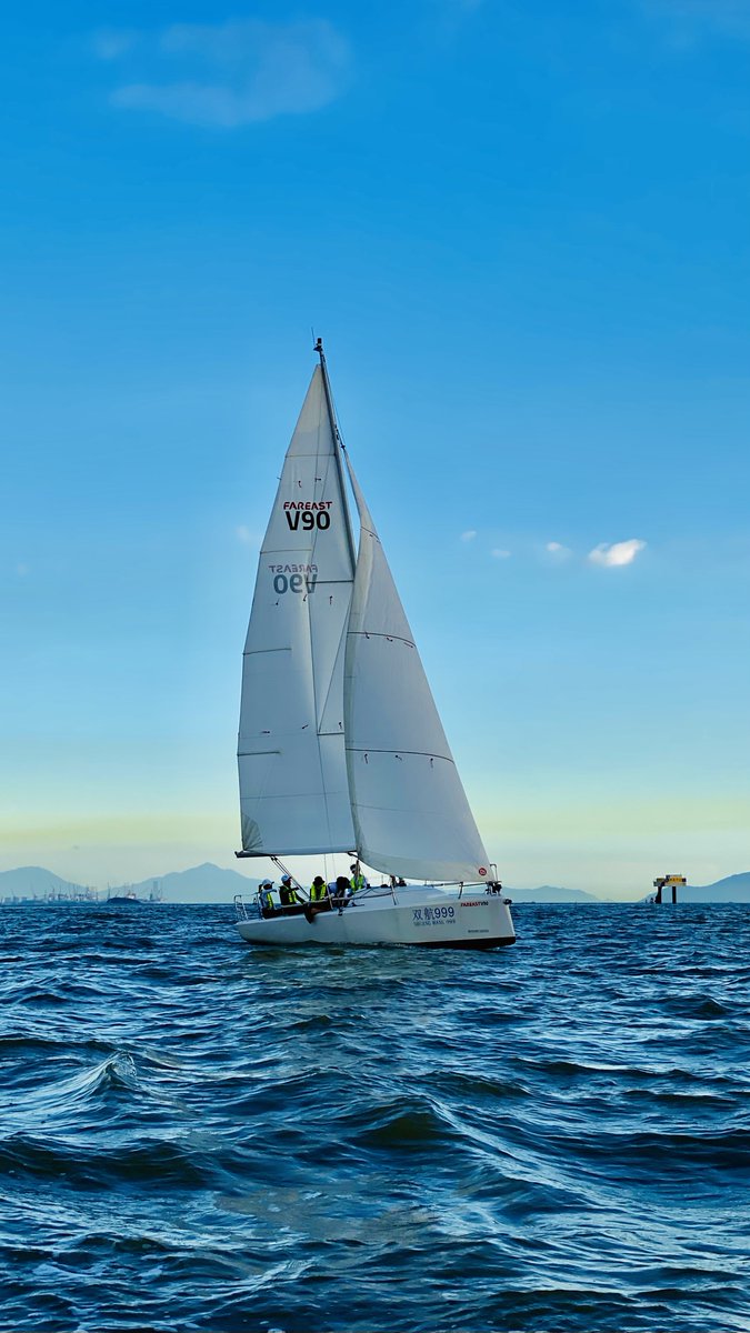 OCEANWAY1's tweet photo. #2021oceanwaychinayachtawards
#bestmadeinchinaawards

BEST MADE IN CHINA SAILING YACHT: Fareast V90

#oceanwaychinayachtawards #chinayachtevents #2021oceanwayinternationalvirtualboatshow #yacht #yachting #yachts #sailing #sailingboat #sailingyacht https://t.co/UZiiNO7RQm