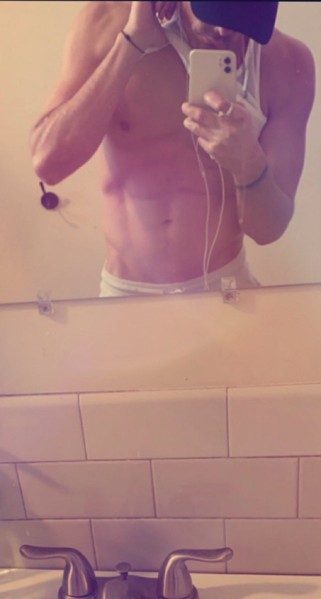 PromoRTpig's tweet photo. Serve, submit and surrender your desires to @Chris_Tophe1111 π
Come on subs!
#dominanthunk #serveaMaster #straightalpha #submissivepig #serveadom https://t.co/wbBdI3YHnQ