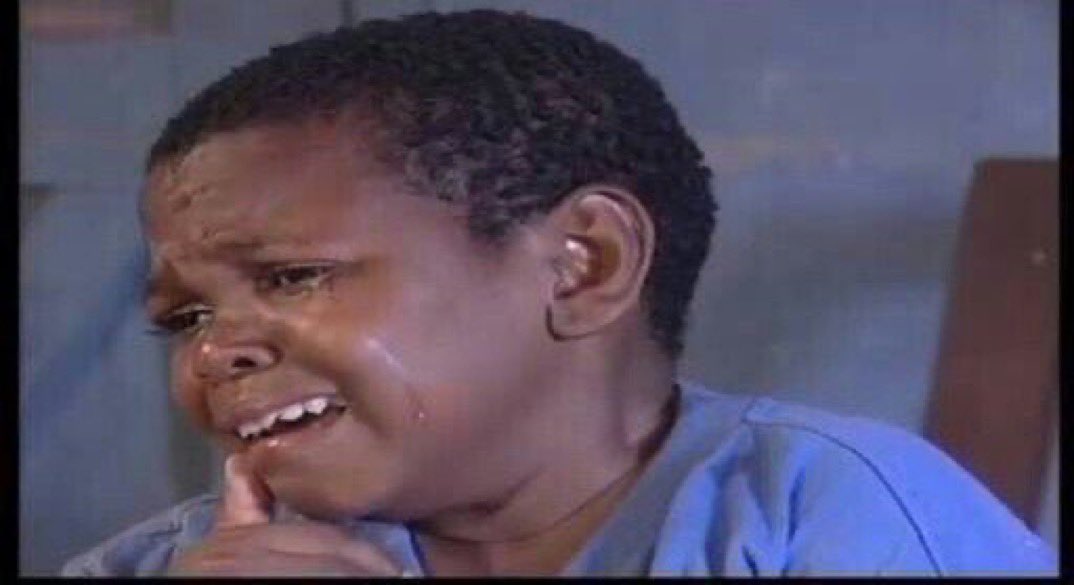 __temiszn's tweet photo. Mr Bayo games don cut and I don insult my landlord this morning 😭😭 https://t.co/6tONyBLMnz