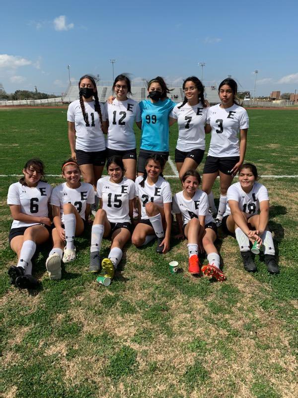 Congratulations to the Womens' JV dark team for their win over Mercedes Tigers! 4-0 ⚽️❤️ #strongsidesoccer