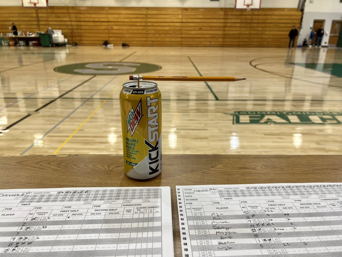 When the scorer’s table doesn’t have a possession arrow and you get tired of the officials questioning you every single jump ball… 

*follow me for more simple and fun DIY crafts!