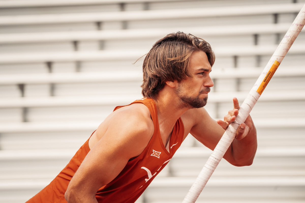Texas T&F/XC tweet media