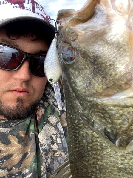 redfishandout's tweet photo. Take a look at this big catch!  I have some openings this month, so come on down. 
•
•
•
#Texas #peaceful #waves #fishing #sun #gonefishing #soakingupsun #relax #friends #bass #basspro https://t.co/qUJYQJ9ikz